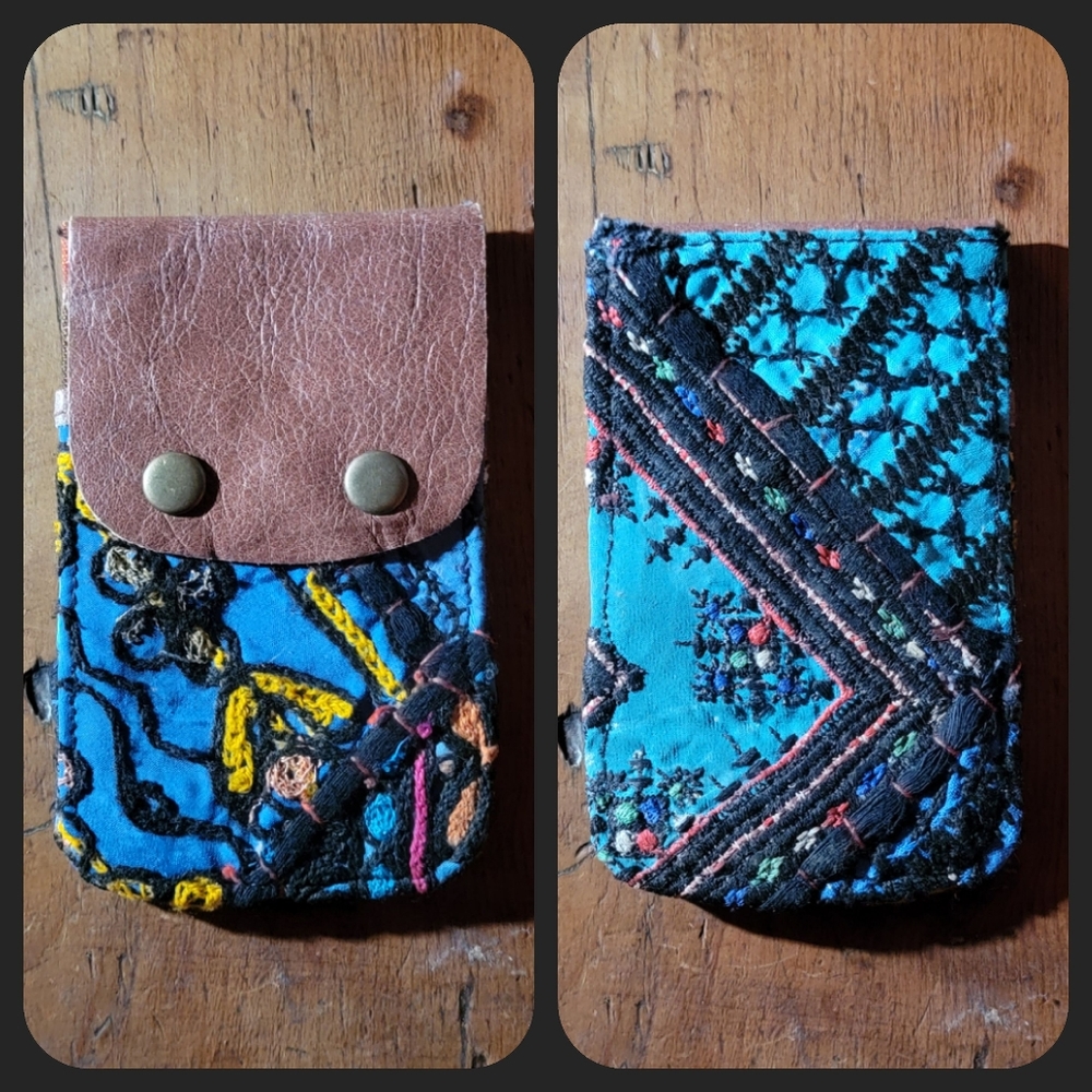 🥂🕺 Free People Boho Embroidered Repurposed vtg banjara hippie Wallet card case